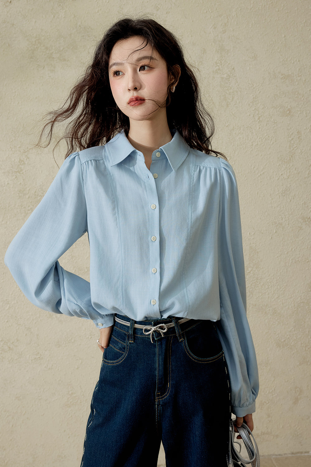 女性用シャツ