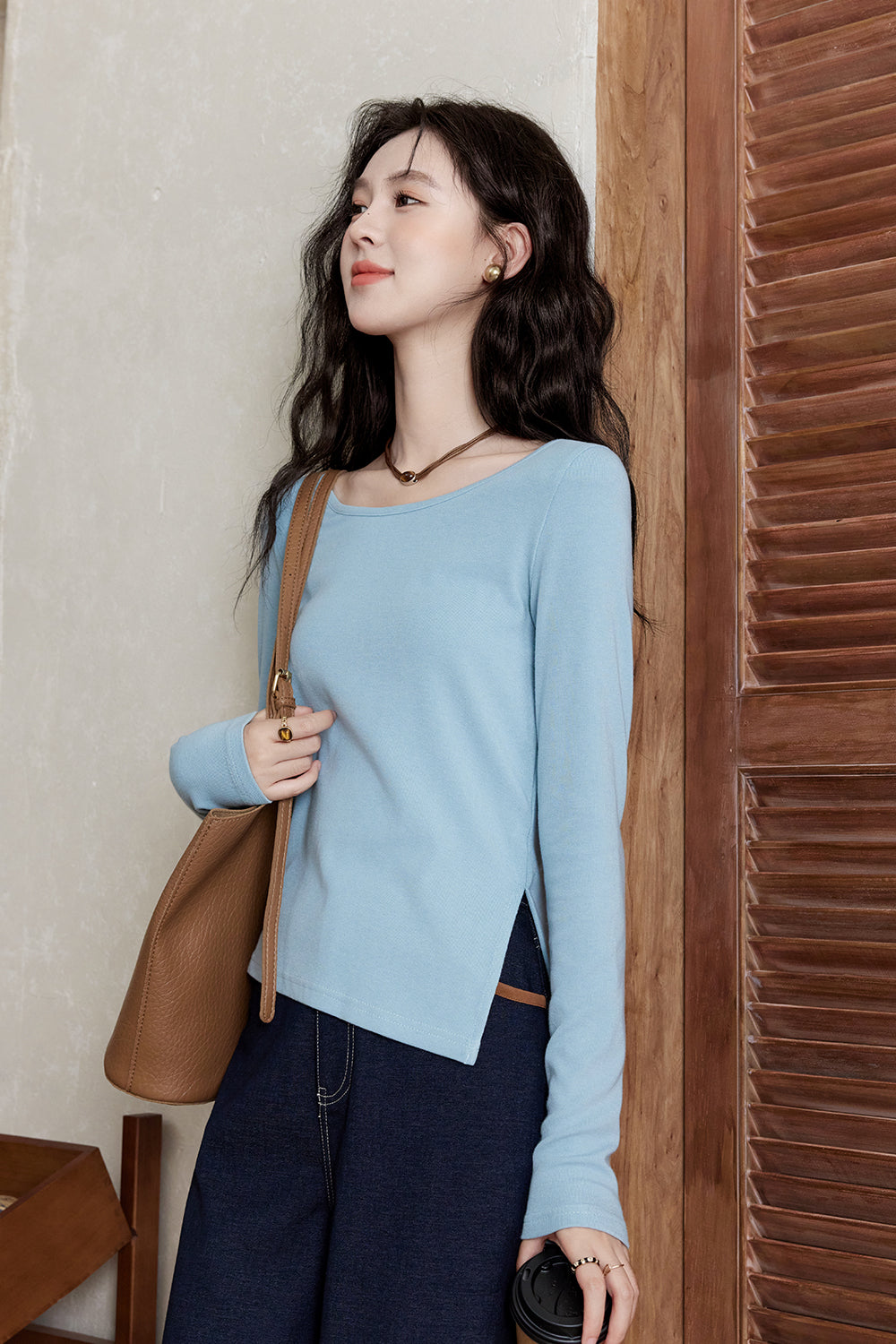 เสื้อยืดแขนยาวสำหรับผู้หญิง