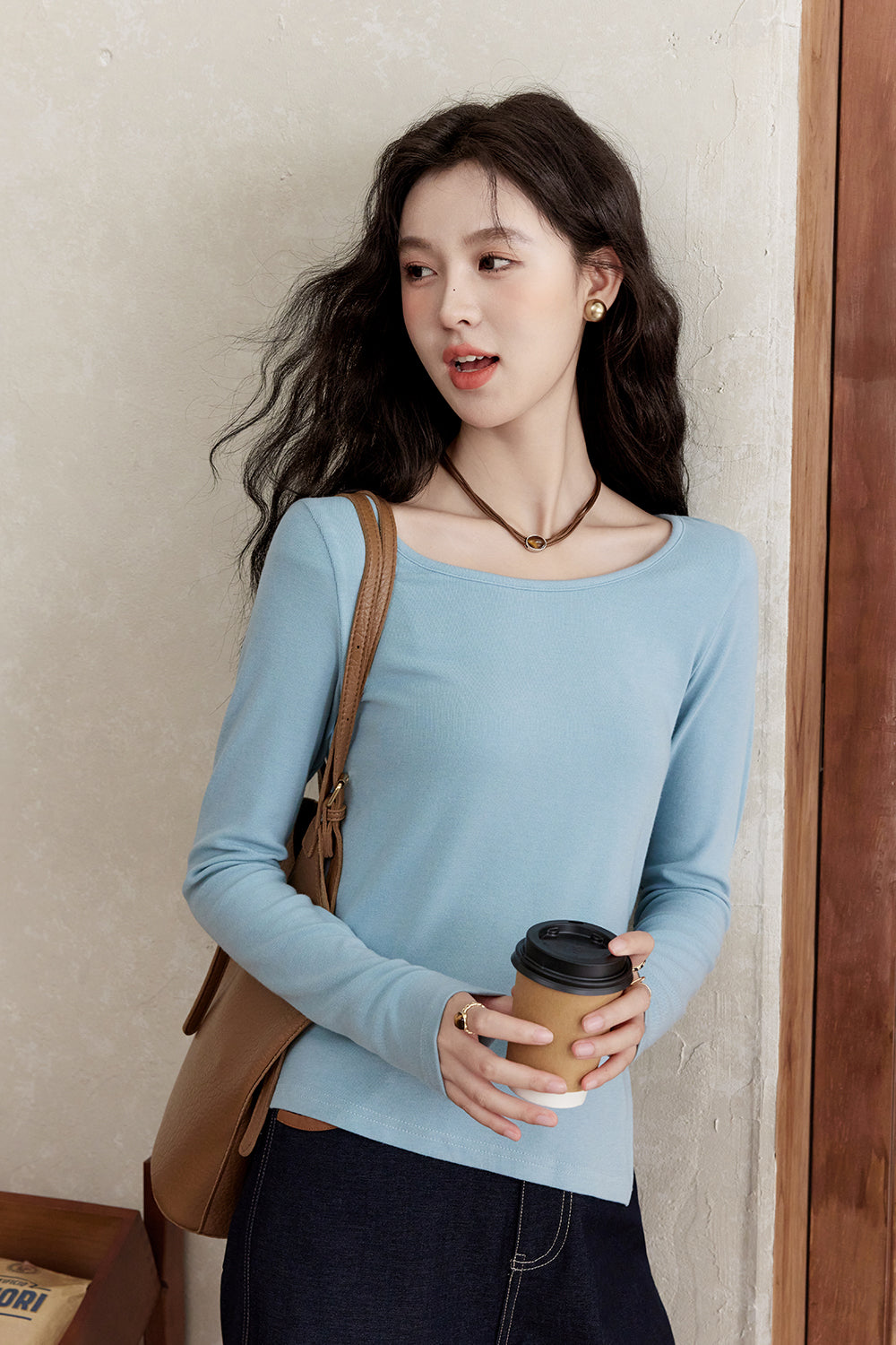 เสื้อยืดแขนยาวสำหรับผู้หญิง