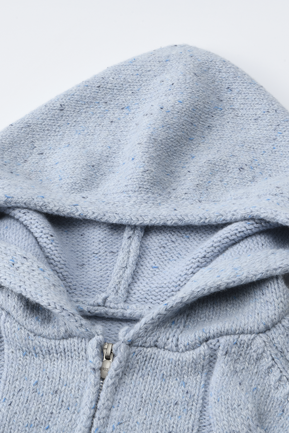 เสื้อถักสำหรับผู้หญิง