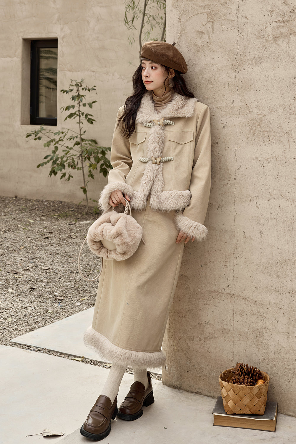 ชุดเสื้อโค้ตและกระโปรงขายแยกกัน