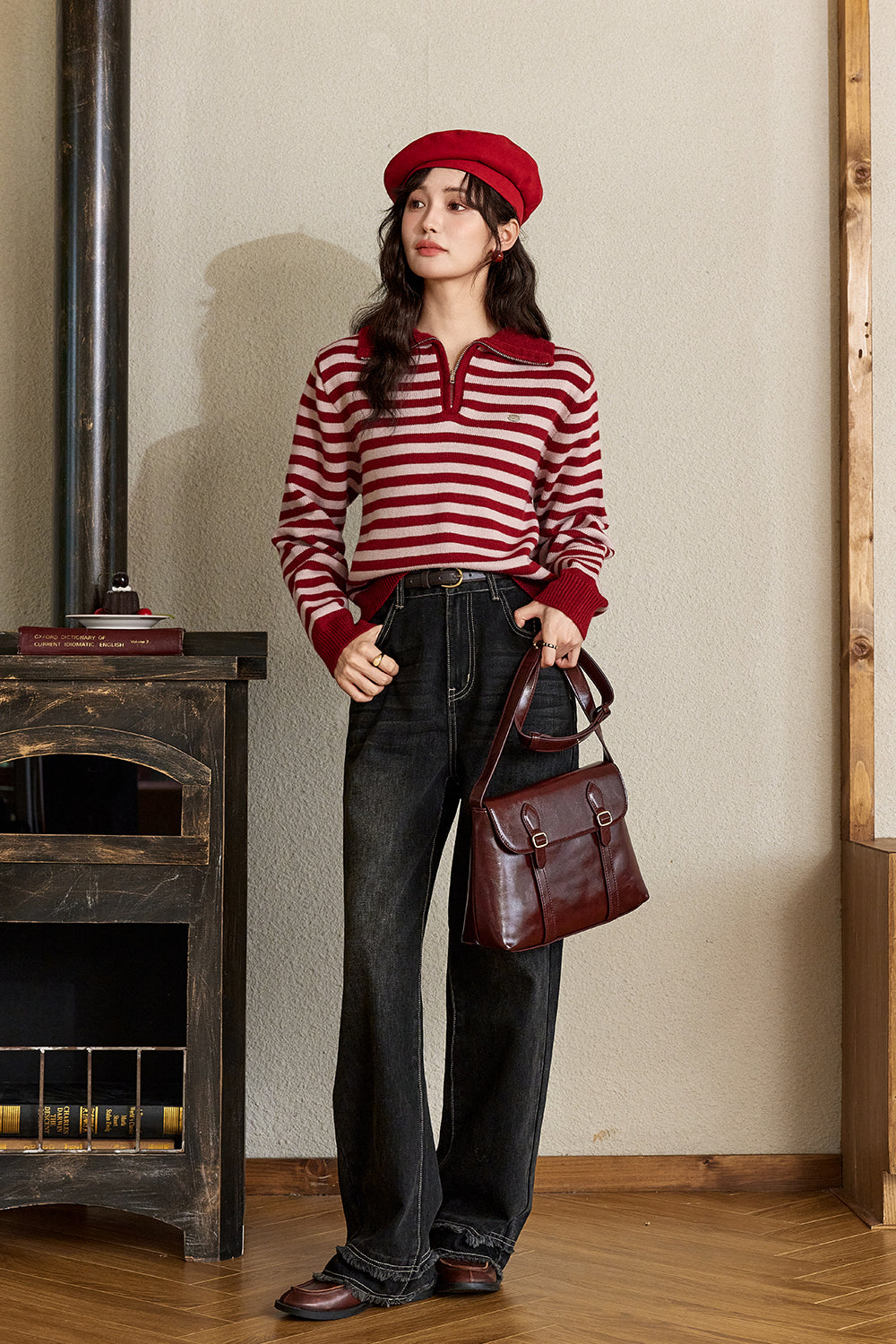 女性のためのニットシャツ