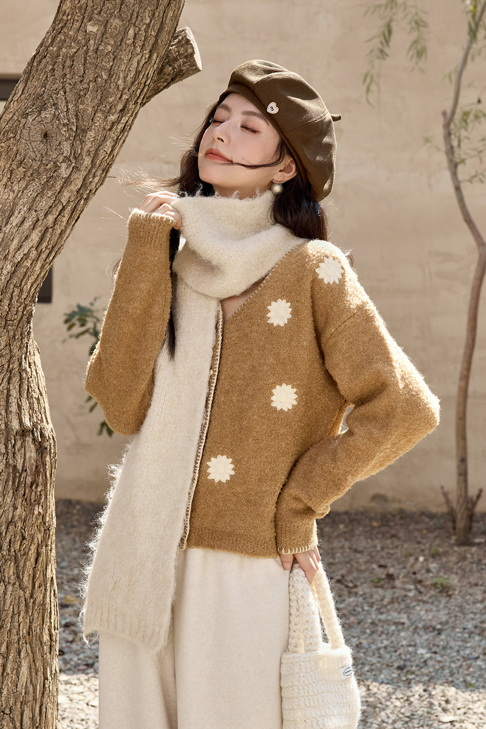 เสื้อถักสำหรับผู้หญิง