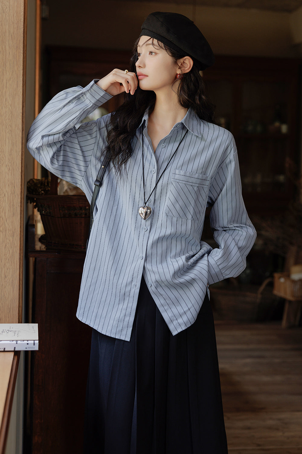 女性用シャツ
