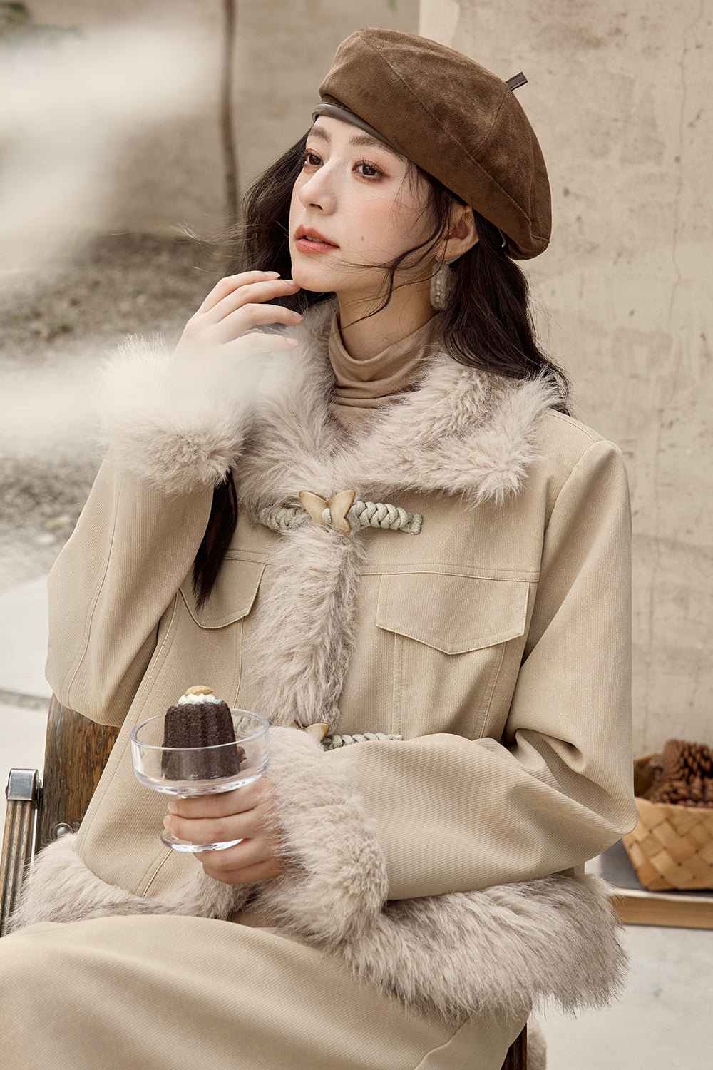 ชุดเสื้อโค้ตและกระโปรงขายแยกกัน