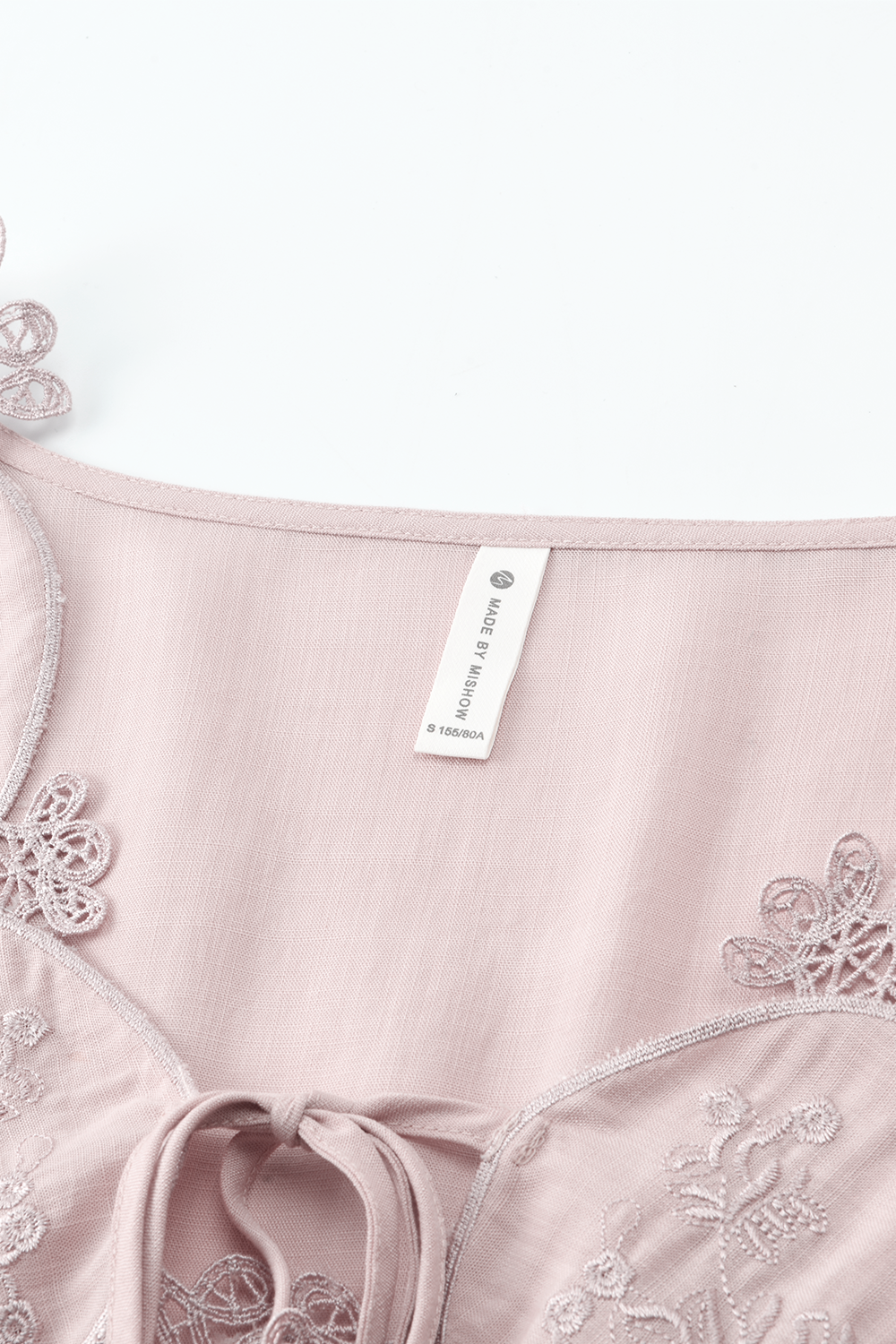 ชุดเดรสยาวปานกลางทรงเอสำหรับผู้หญิง