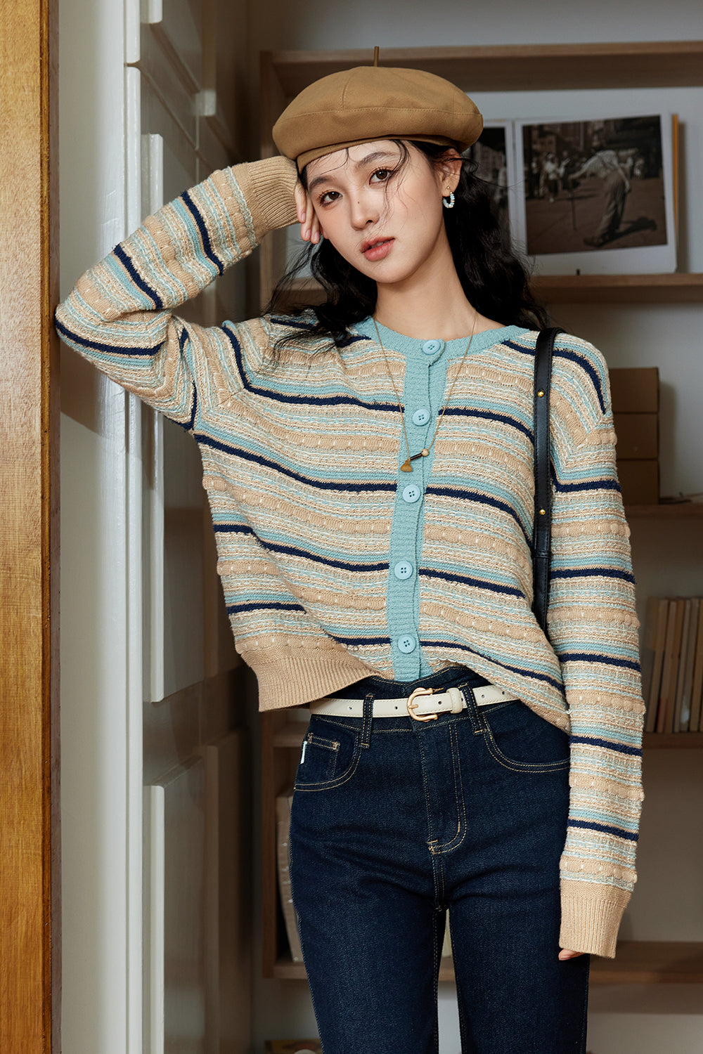 เสื้อถักสำหรับผู้หญิง