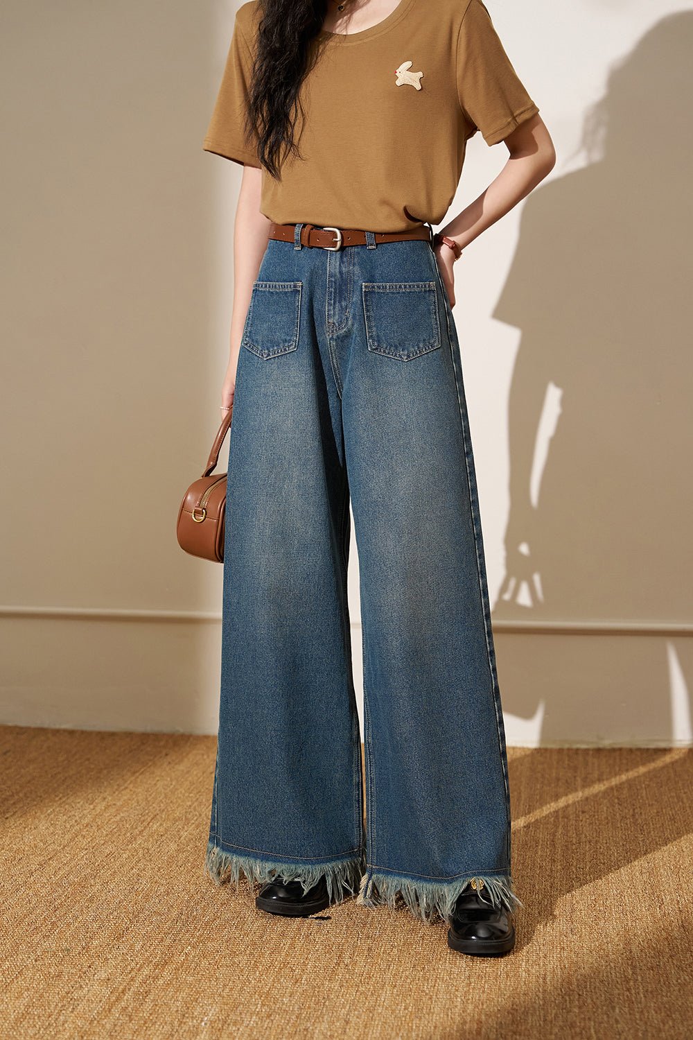 Jeans kaki lebar untuk wanita