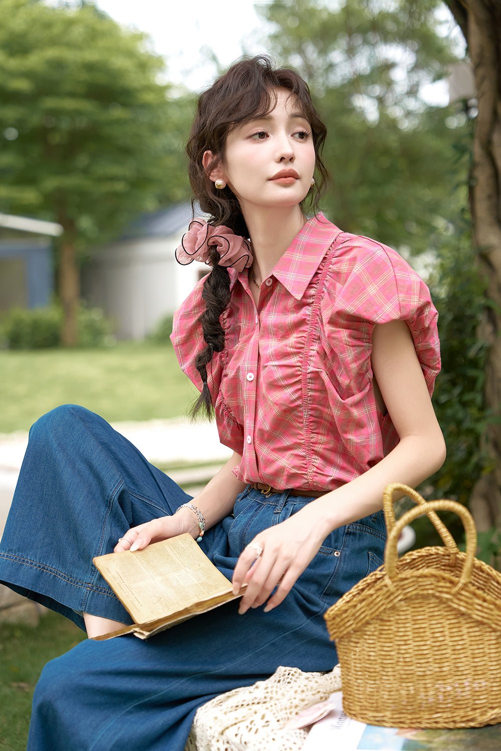 Blus Lengan Puff Kotak-kotak untuk Wanita