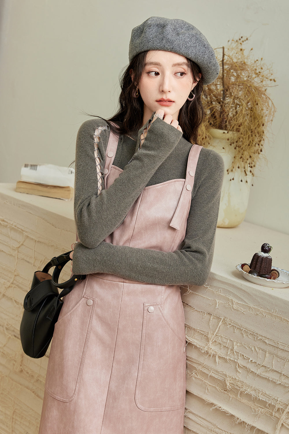 ชุดเดรสยาวสายเดี่ยวสำหรับผู้หญิง