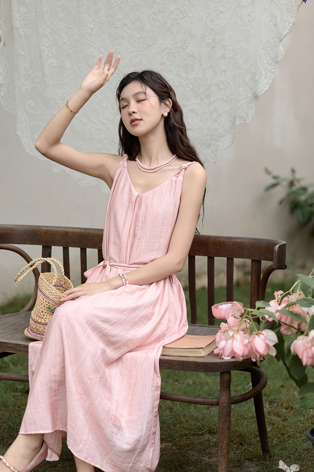 Gaun Tali Spaghetti Maxi untuk Wanita