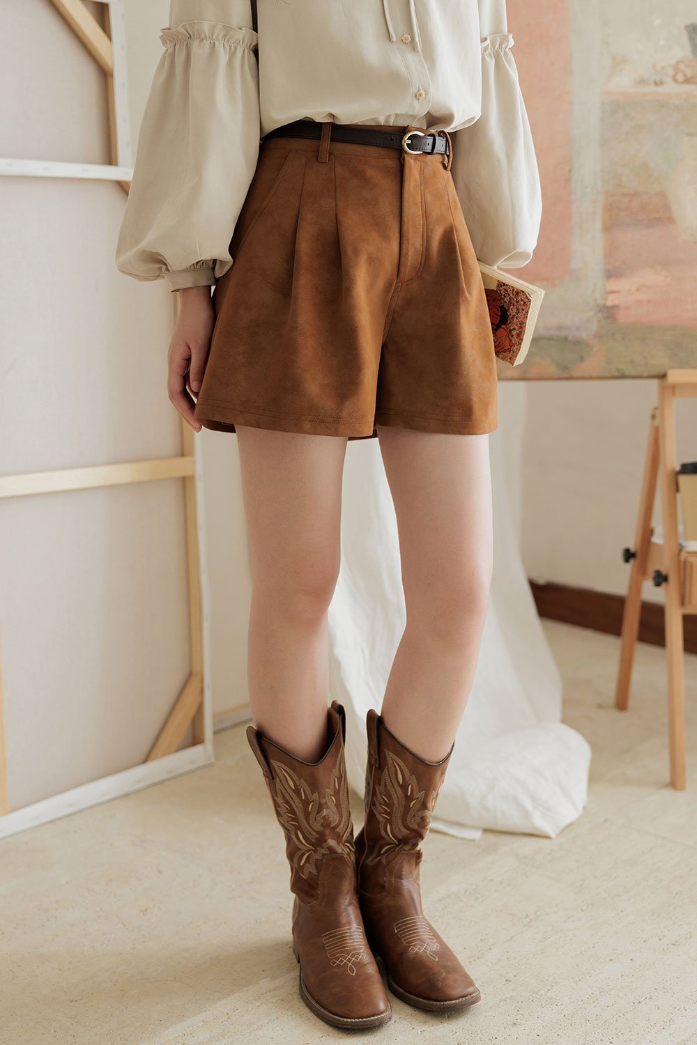 กางเกงขาสั้นเอวสูงสำหรับผู้หญิง