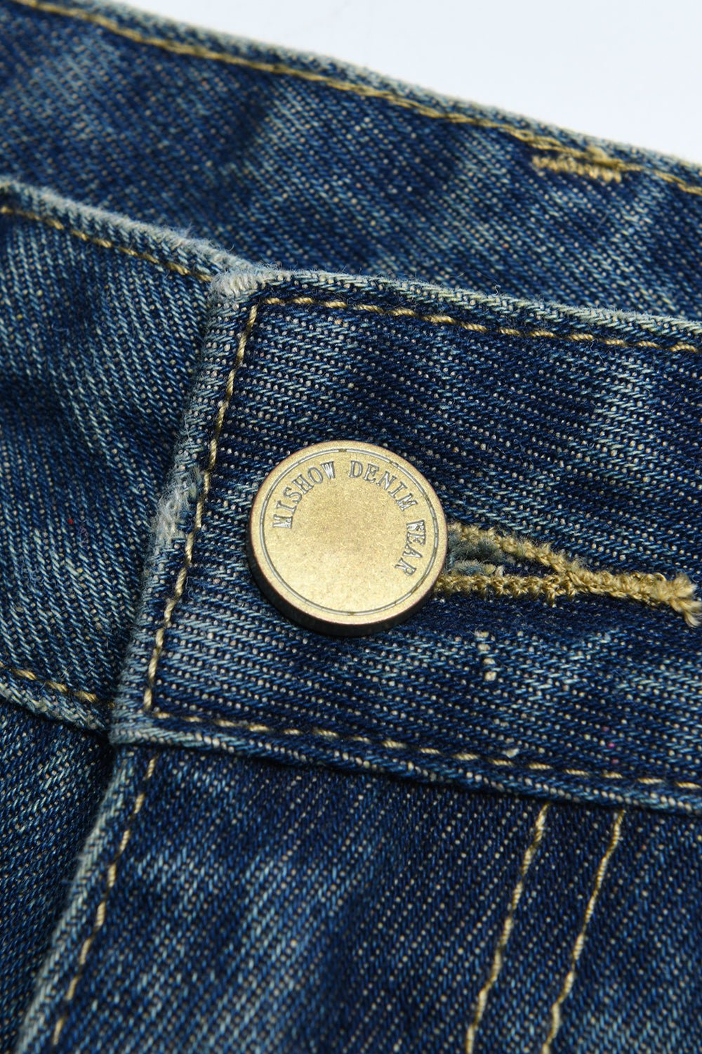 Jeans kaki lebar untuk wanita