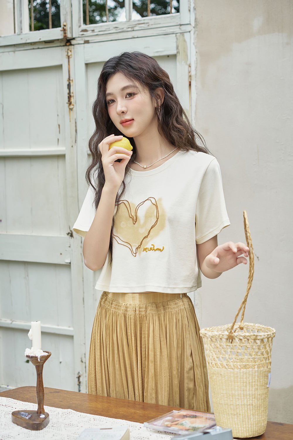 ชุดเสื้อยืดพิมพ์ลายและกระโปรงจีบผู้หญิง ขายแยกชิ้น