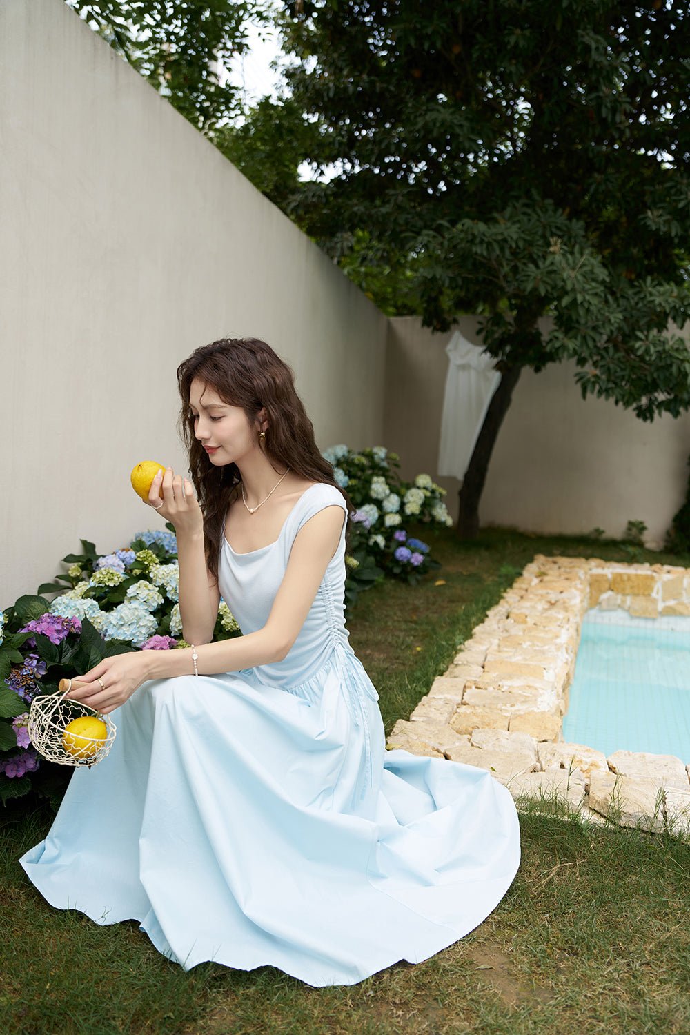 Gaun Tali Maxi Spaghetti Biru untuk Wanita