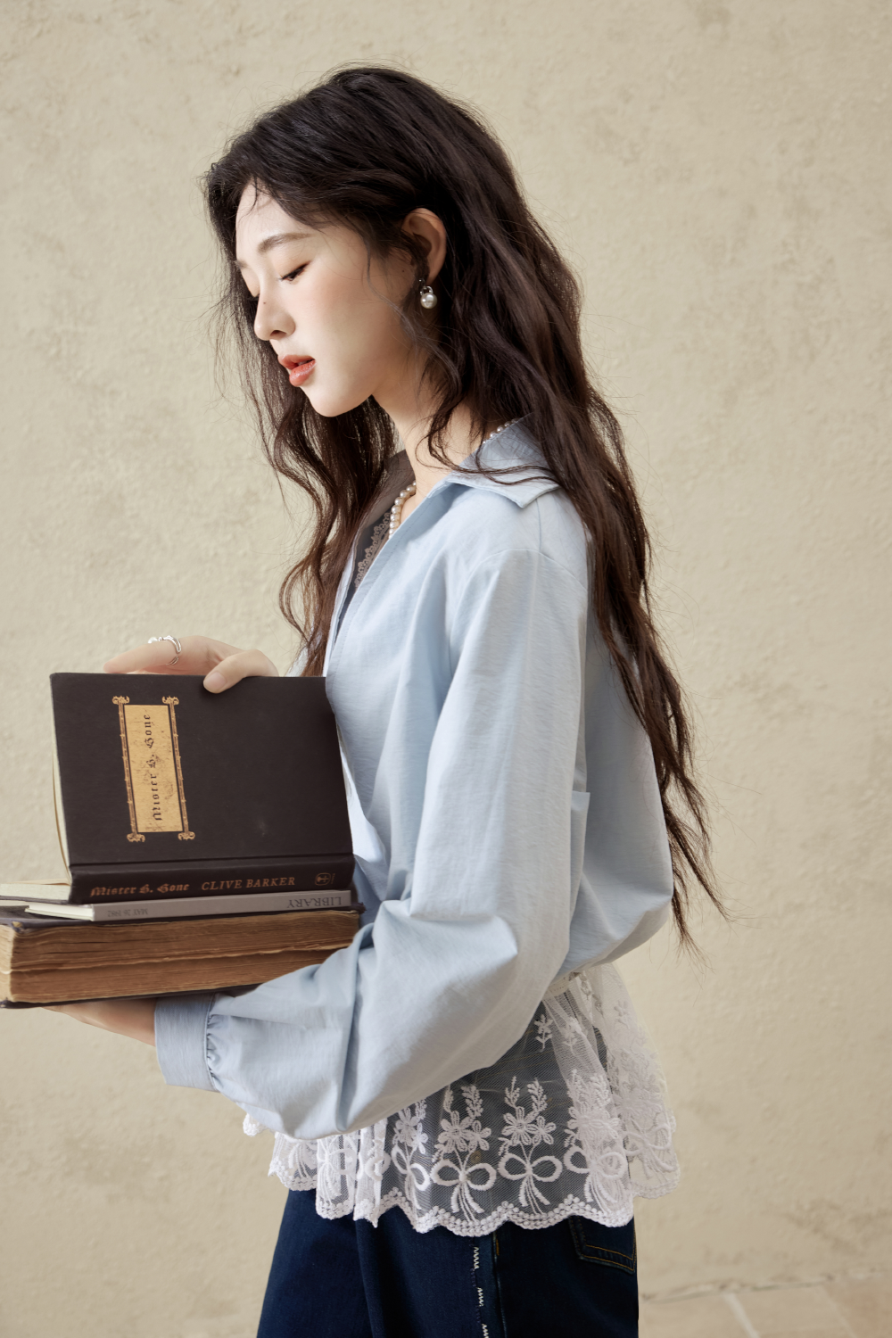 女性用シャツ