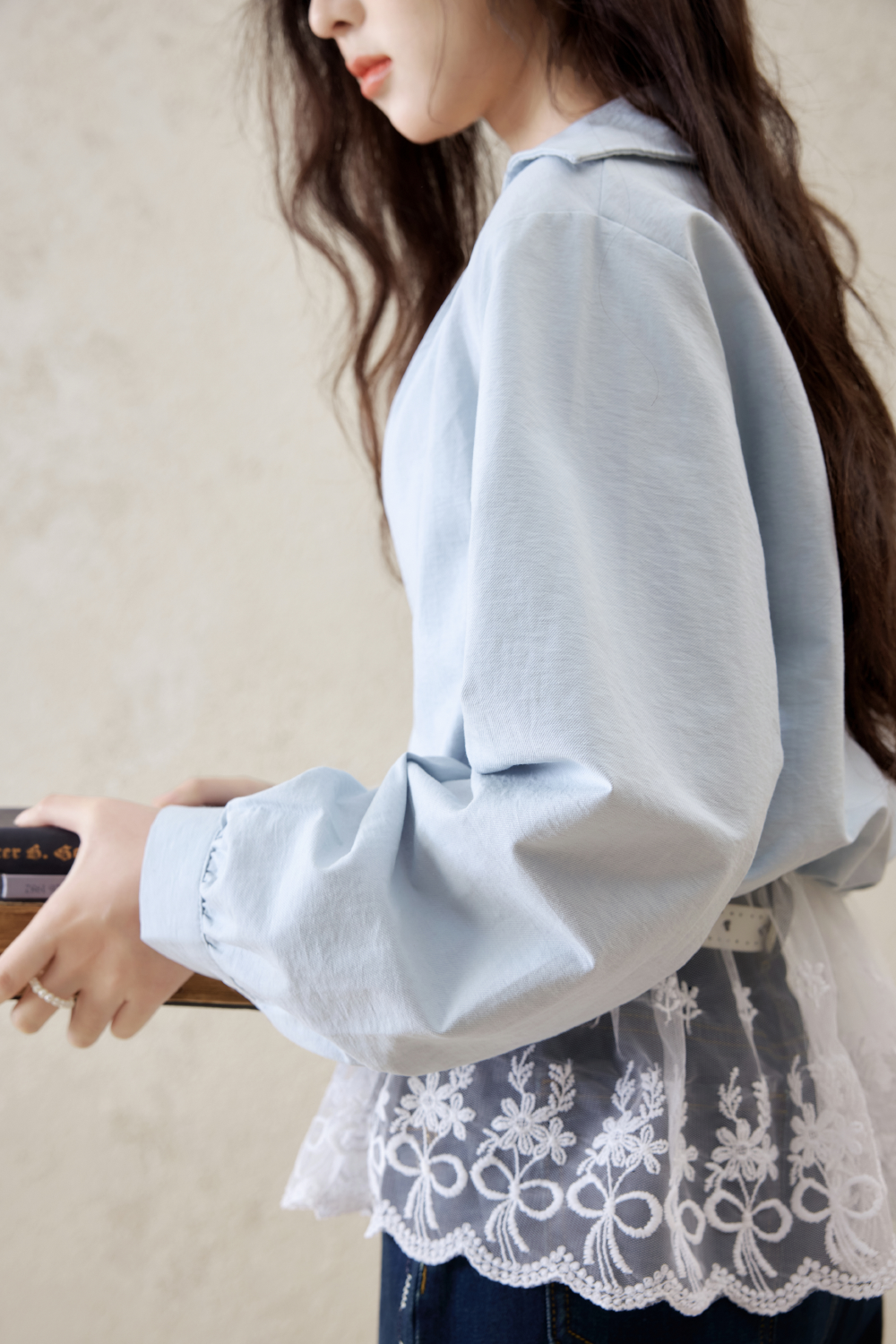 女性用シャツ
