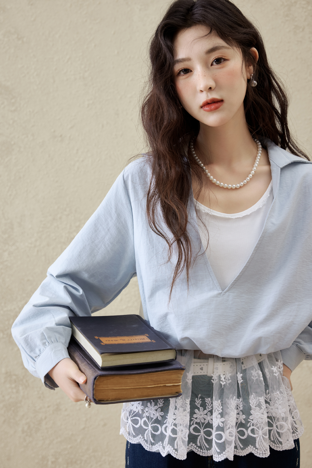 女性用シャツ