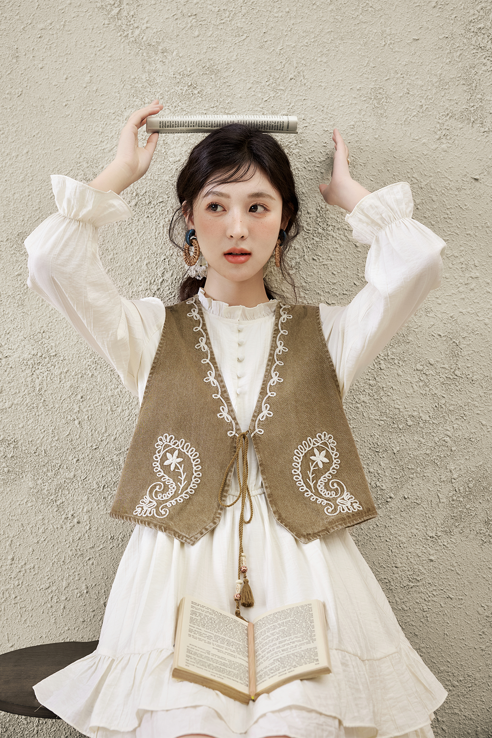 ชุดเสื้อกั๊กและเดรสขายแยกชิ้น