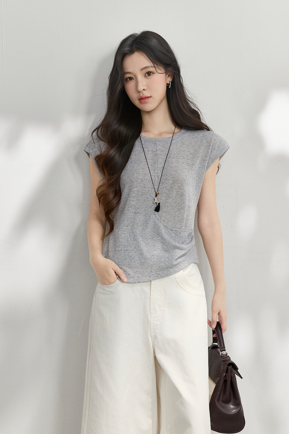T-shirt+Necklace for Women