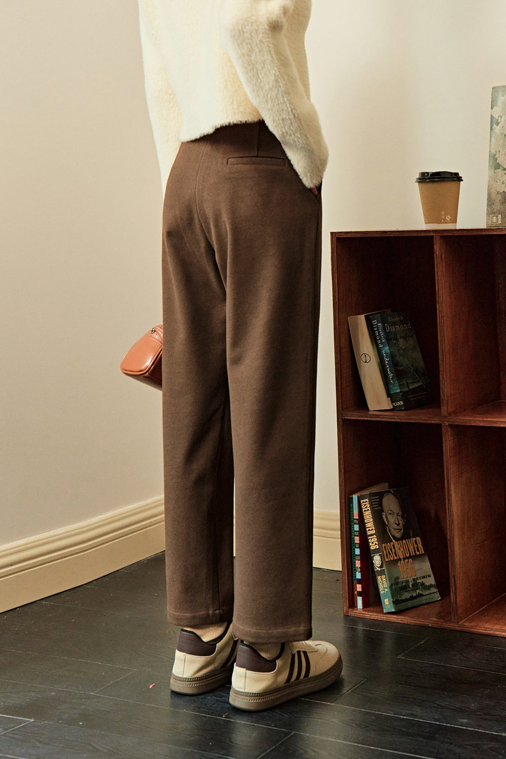 Celana Santai untuk Wanita