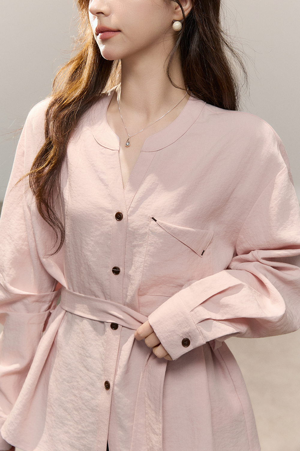 เสื้อ blouses+เข็มขัดสำหรับผู้หญิง