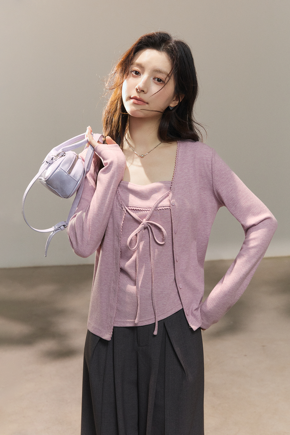 Set Atasan dan Kardigan Tali Spaghetti