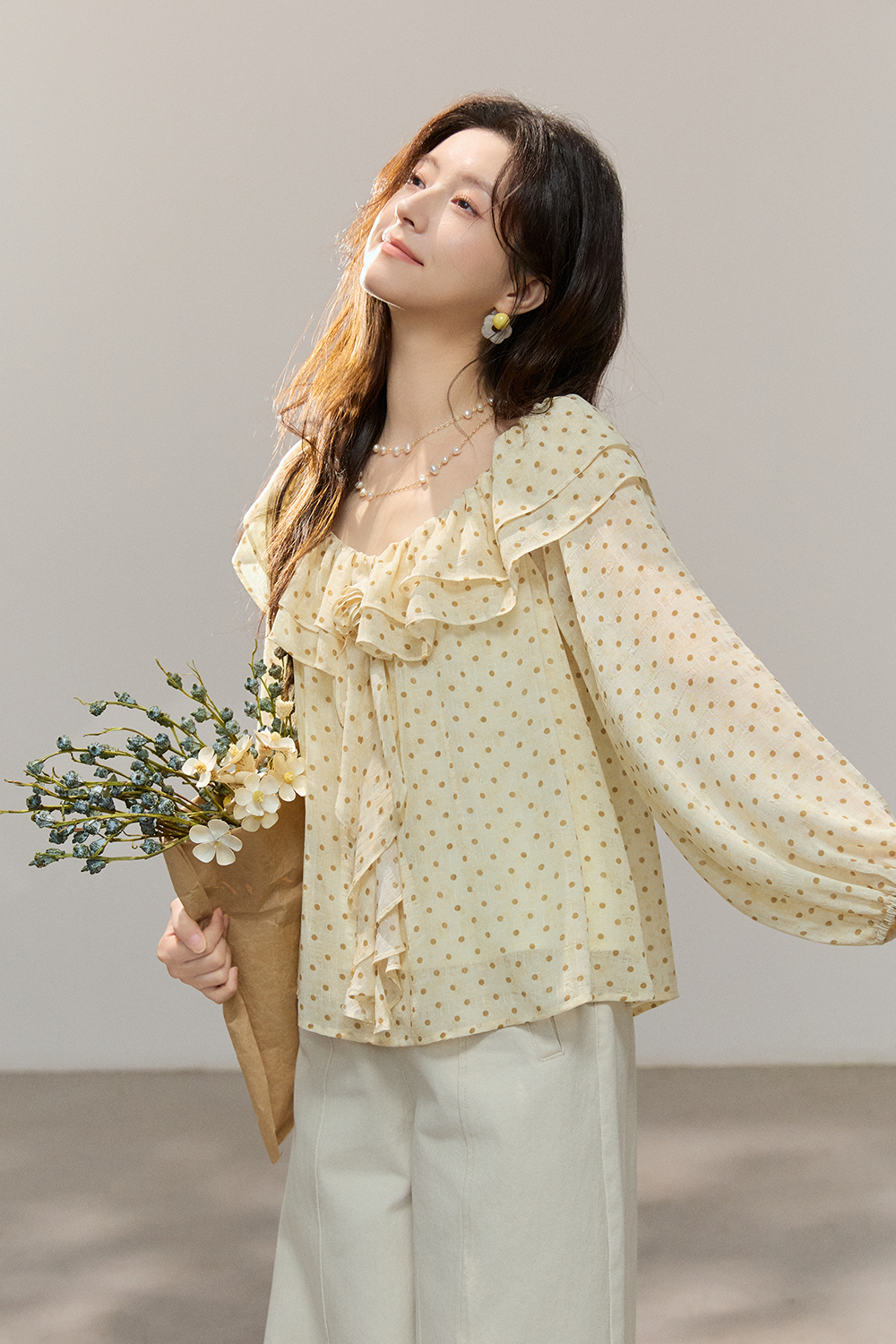 เสื้อเบลาส์สำหรับผู้หญิง