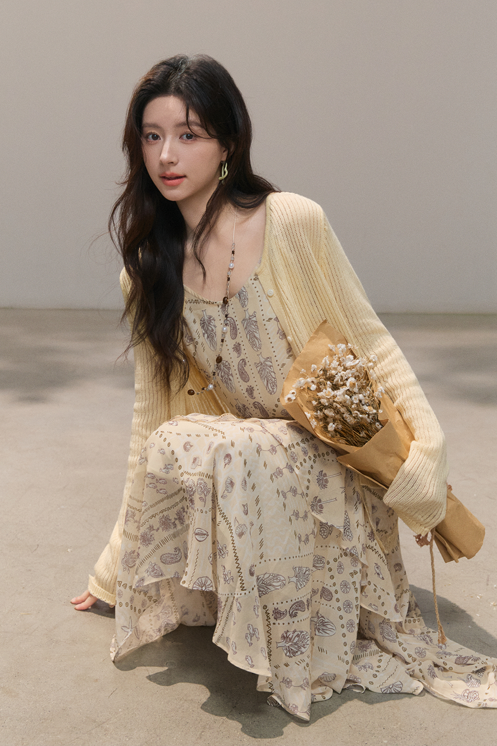 ชุดเดรสสายเดี่ยวสำหรับผู้หญิง