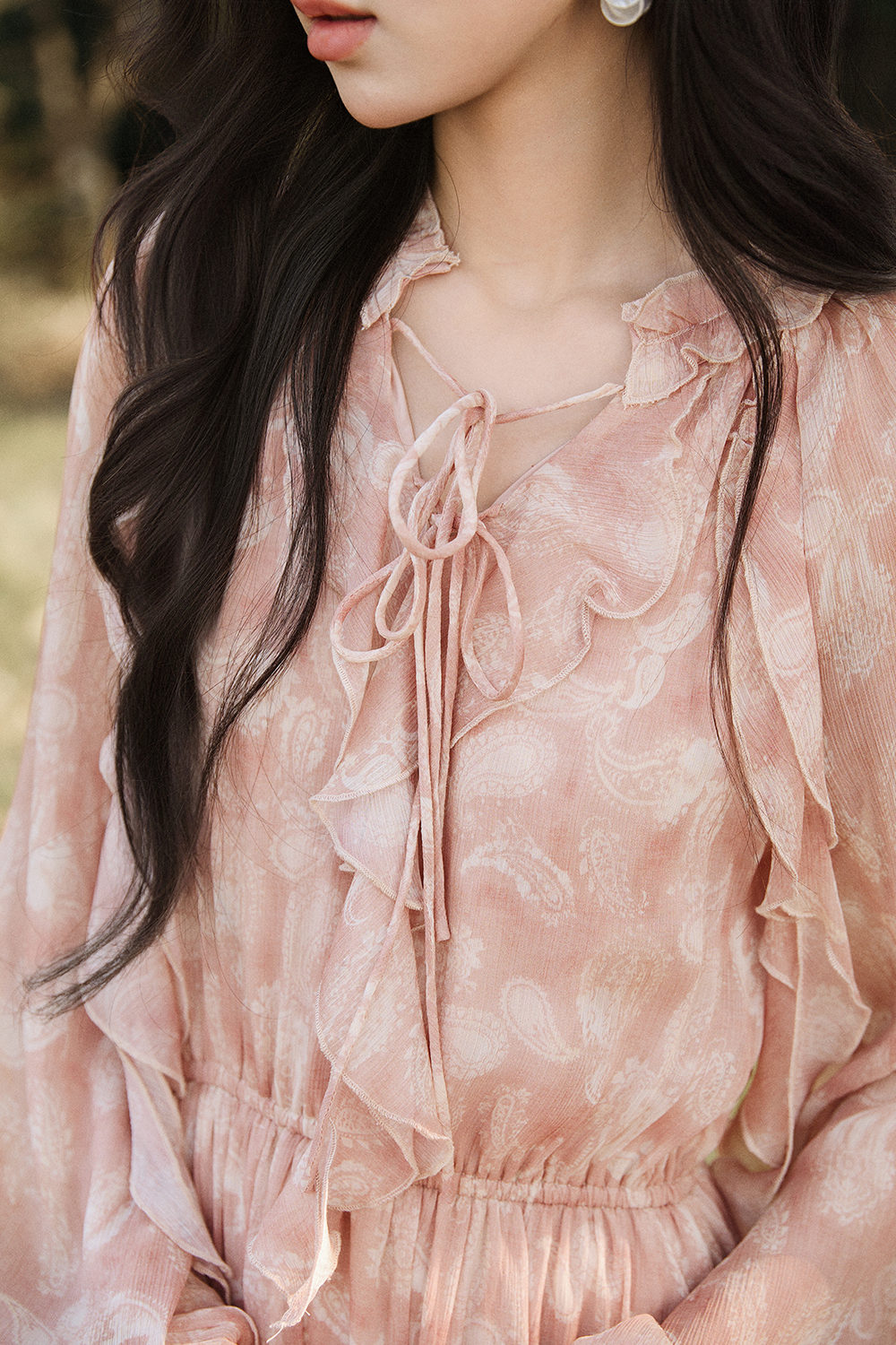 ชุดเดรสยาวสำหรับผู้หญิง