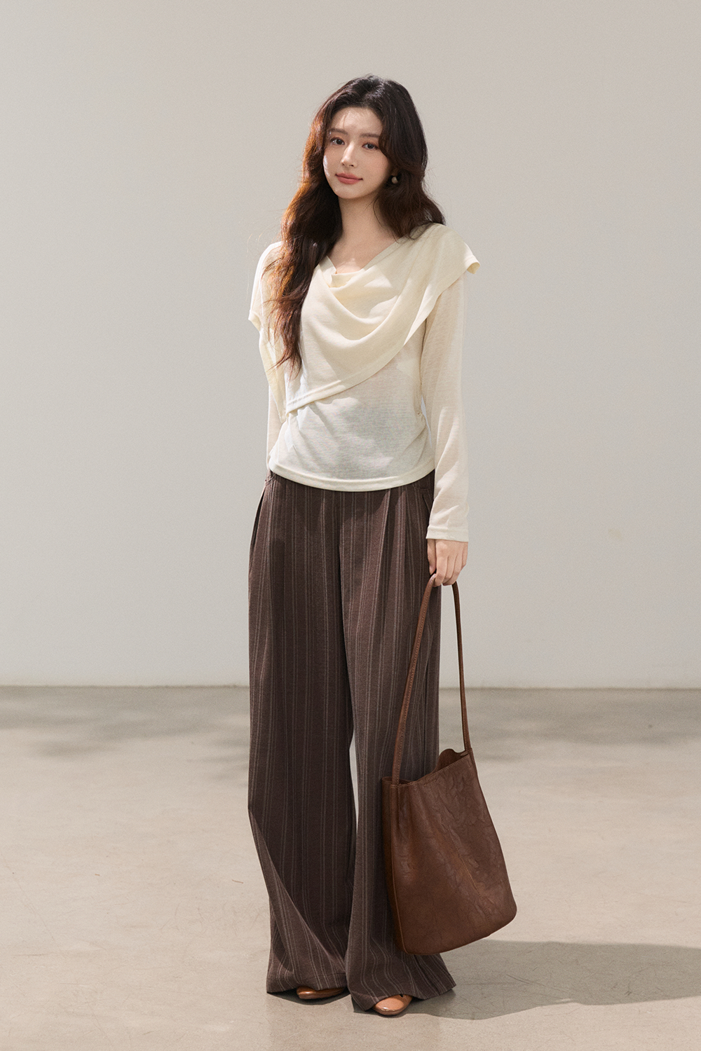 เสื้อยืดถักสำหรับผู้หญิง