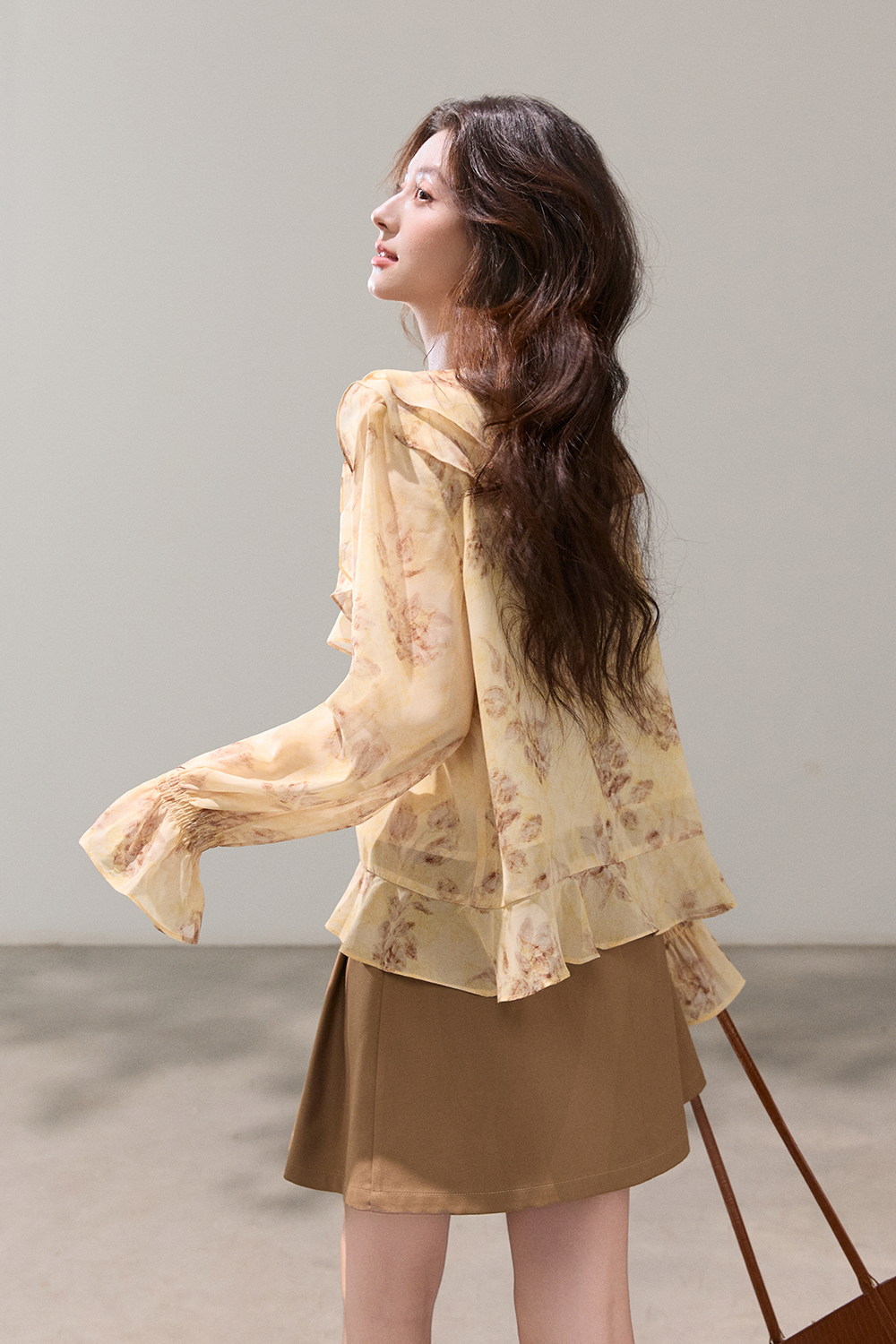 เสื้อเบลาส์สำหรับผู้หญิง