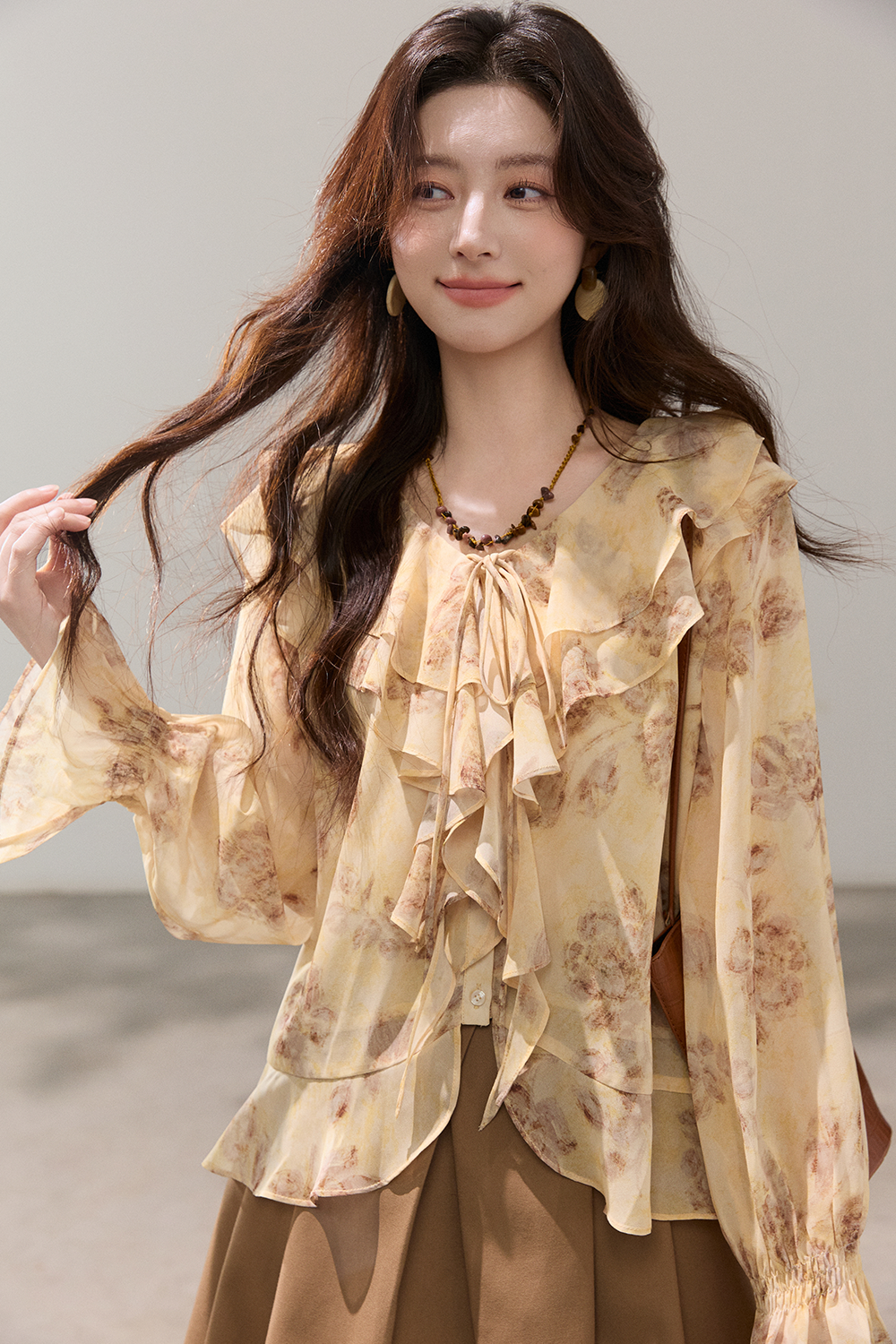 เสื้อเบลาส์สำหรับผู้หญิง