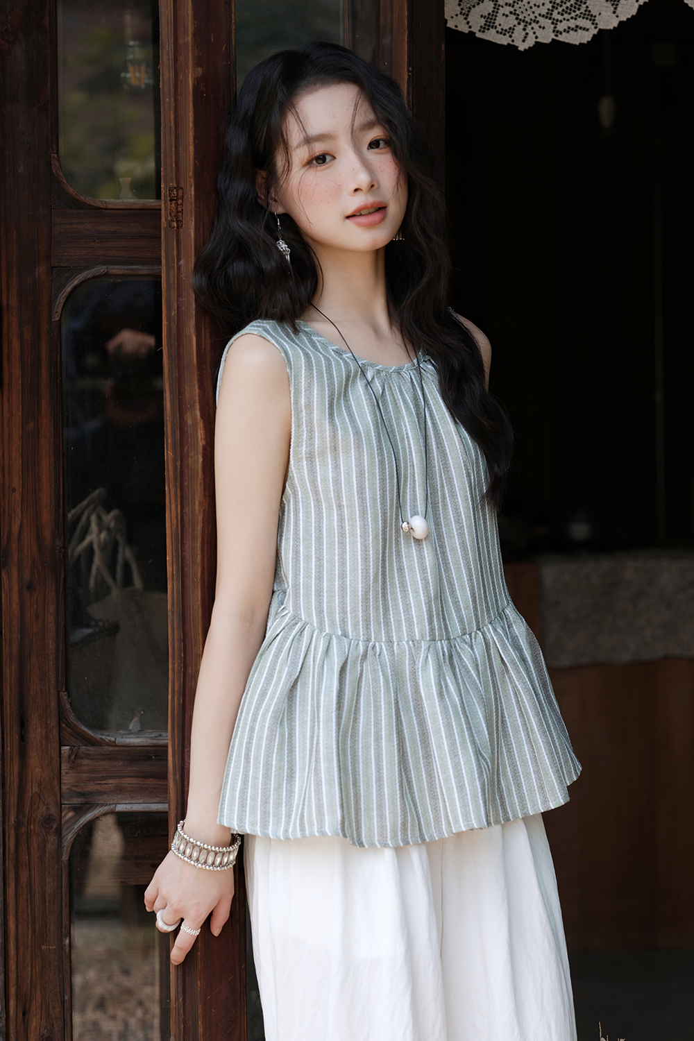 女性のためのブラウス