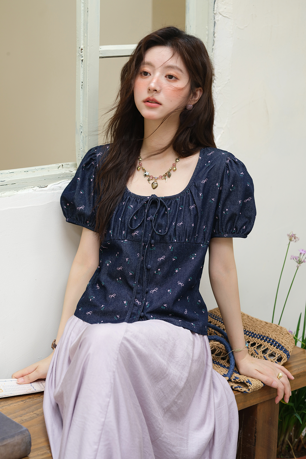 女性のためのブラウス