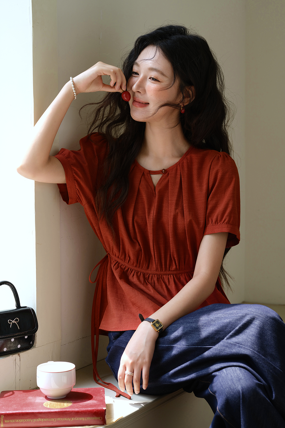 女性のためのブラウス