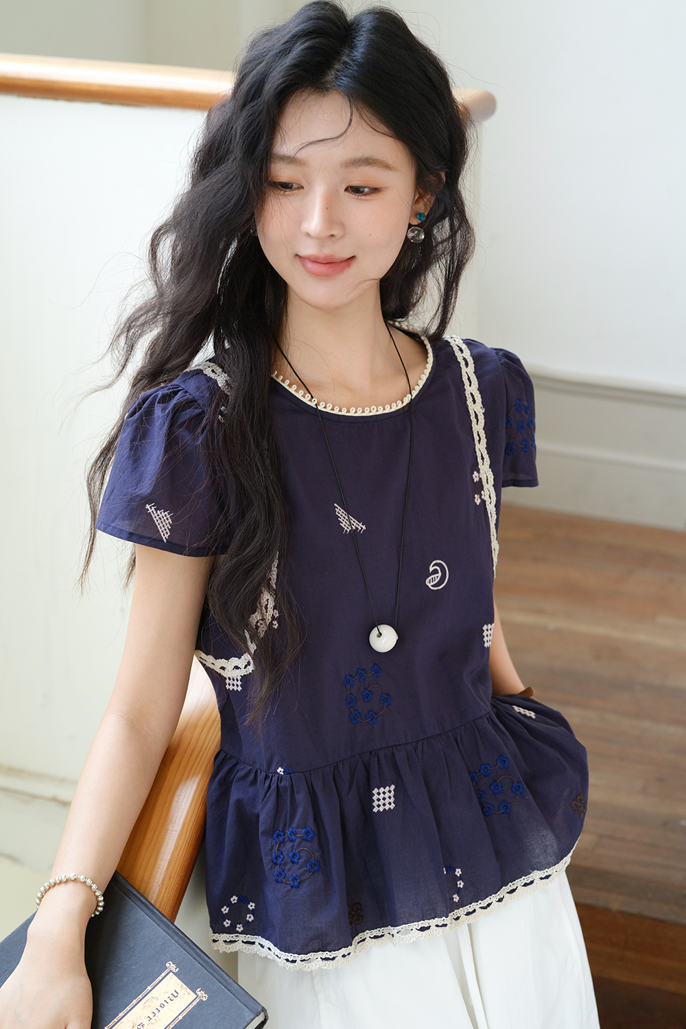 女性のためのブラウス