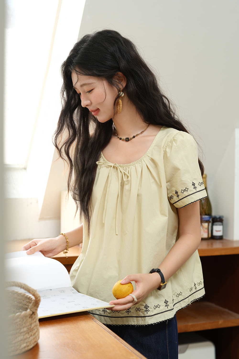 女性のためのブラウス