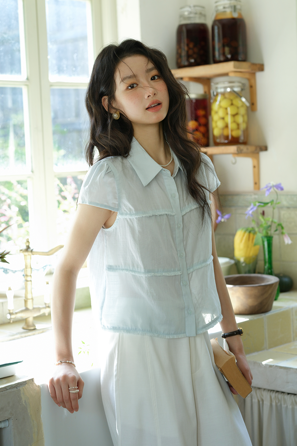 女性用シャツ
