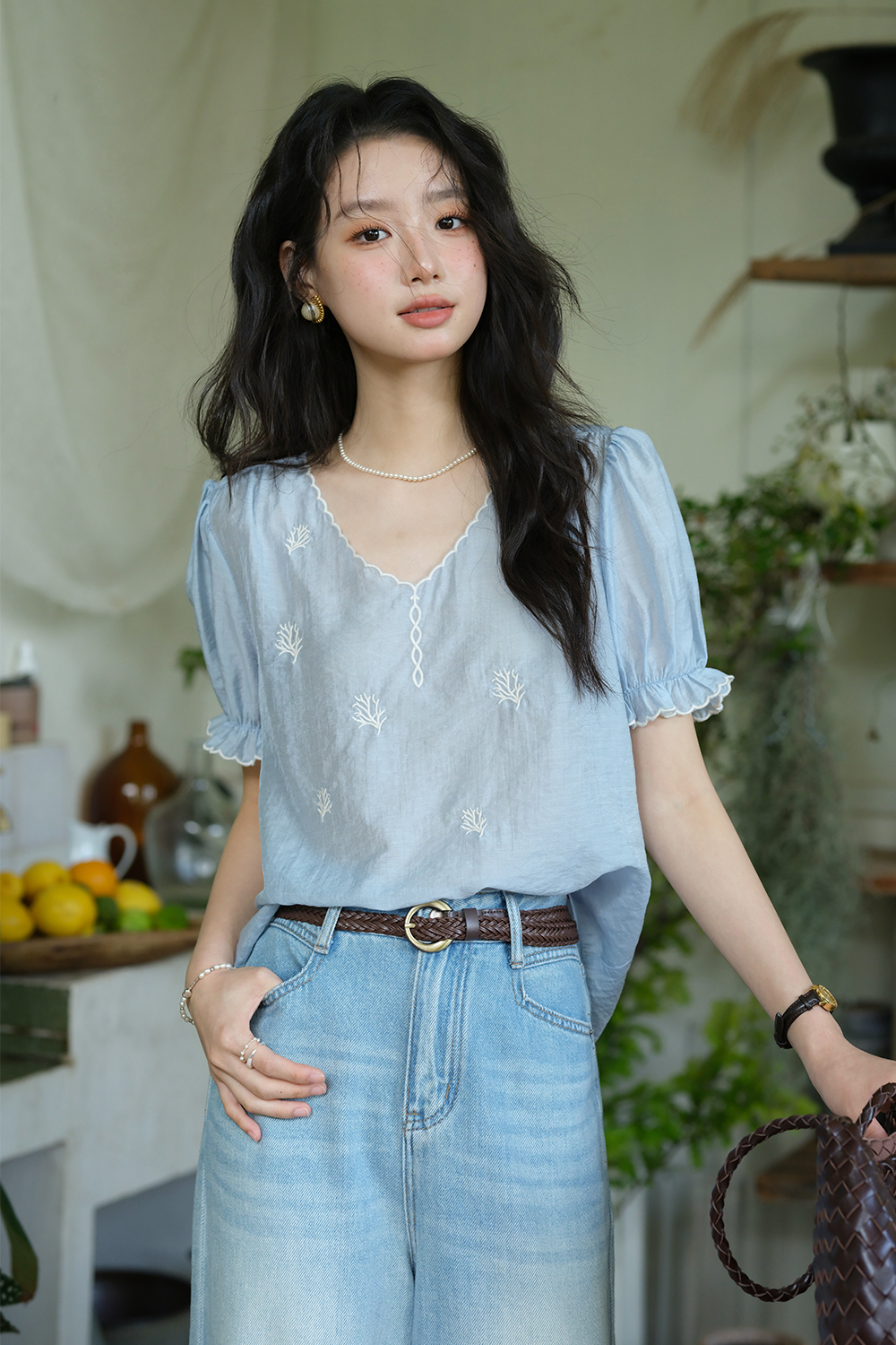 女性のためのブラウス