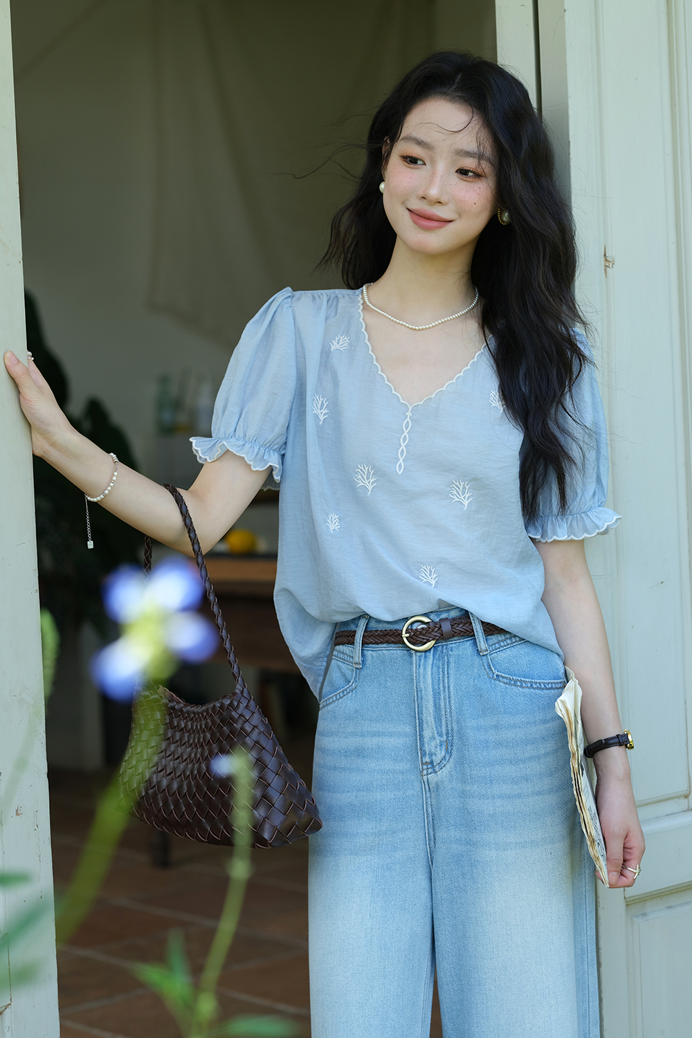 女性のためのブラウス