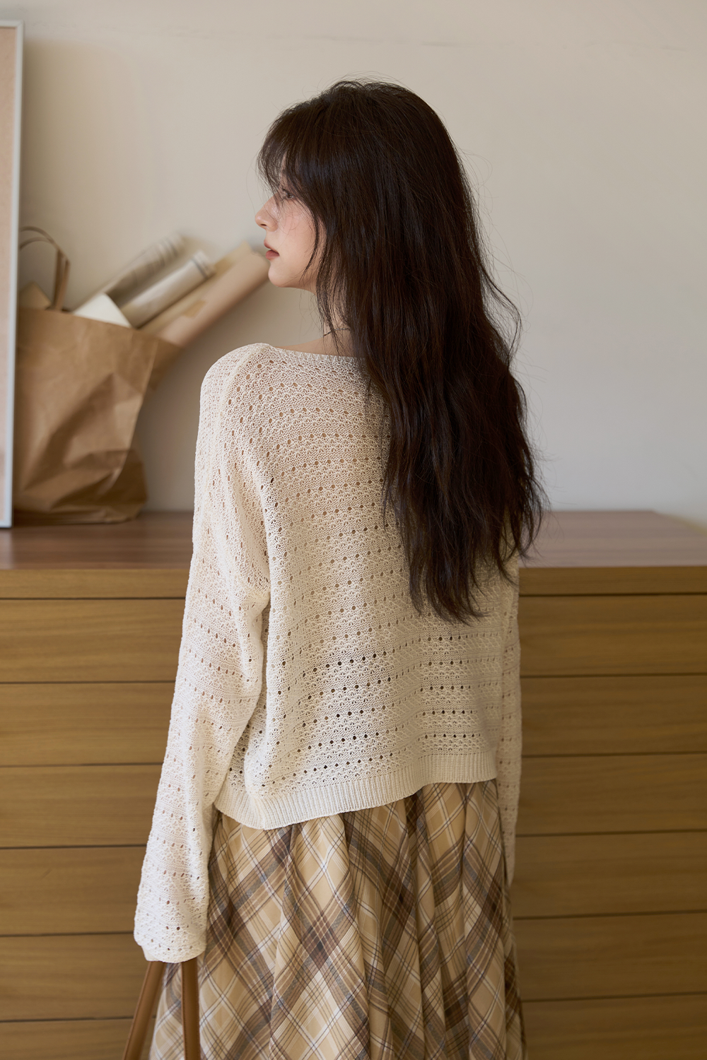女性のためのニットシャツ