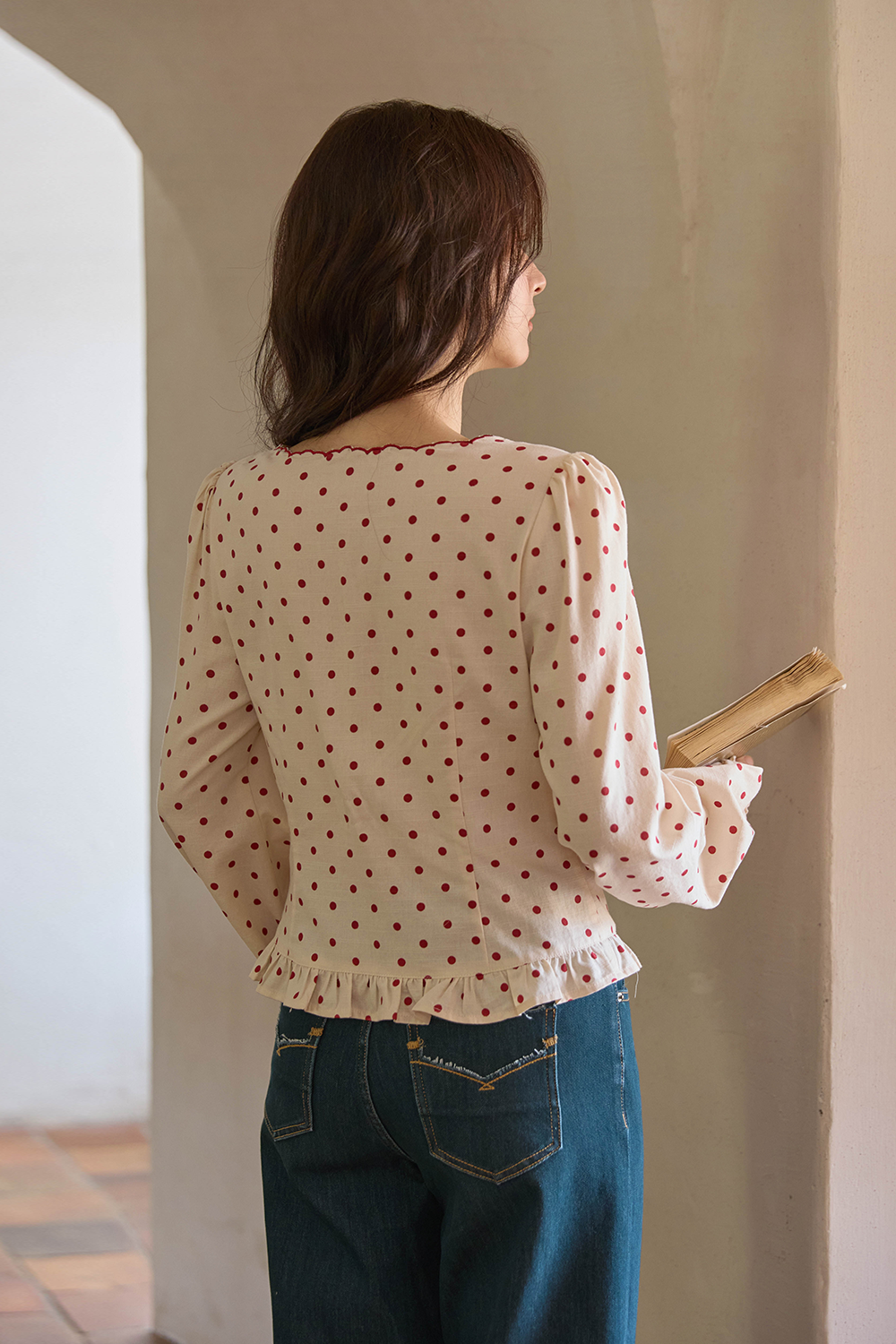 女性のためのブラウス