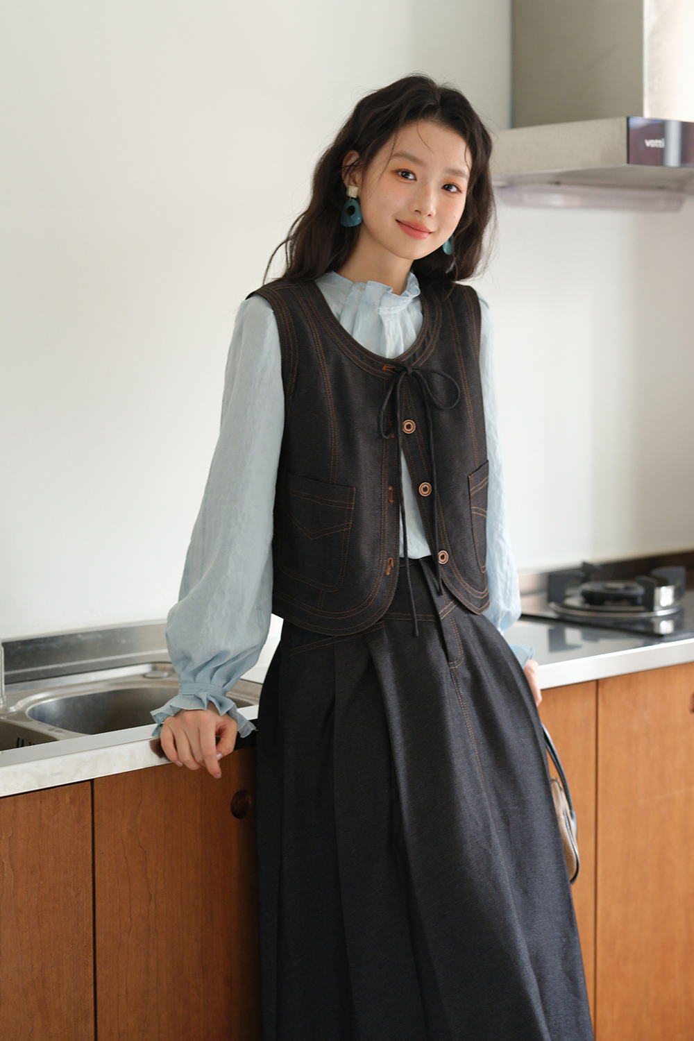 ชุดเสื้อกั๊กและกระโปรงขายแยกกัน