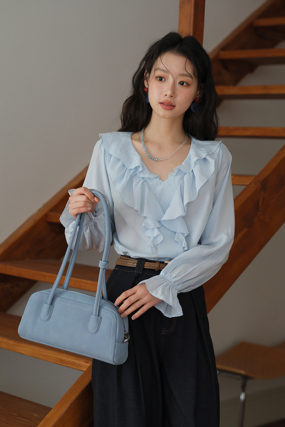 女性用シャツ