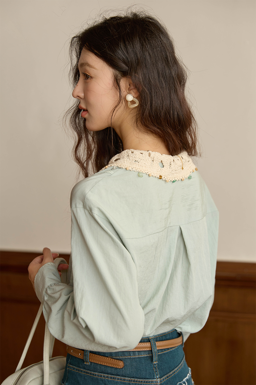 女性用シャツ