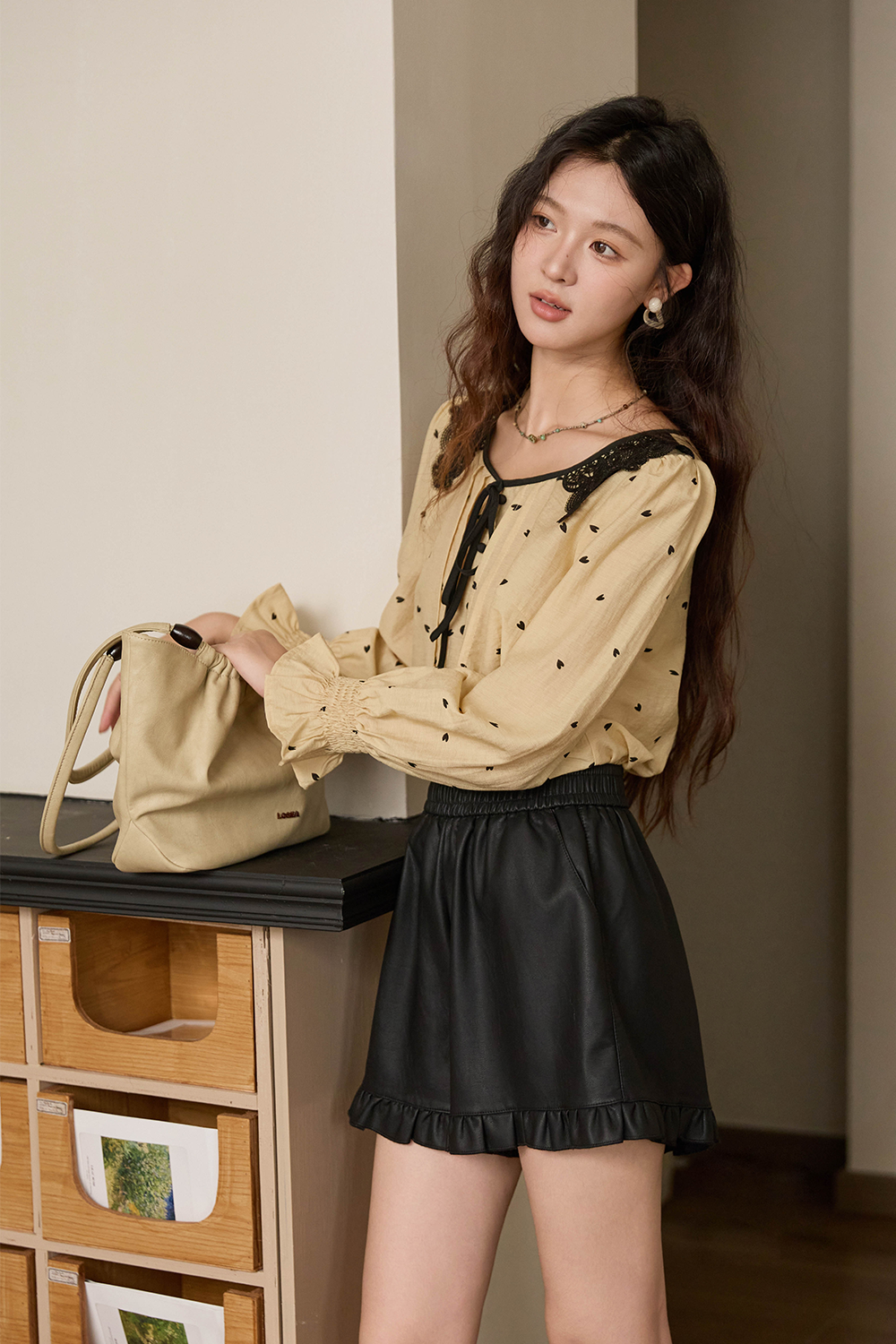 女性のためのブラウス