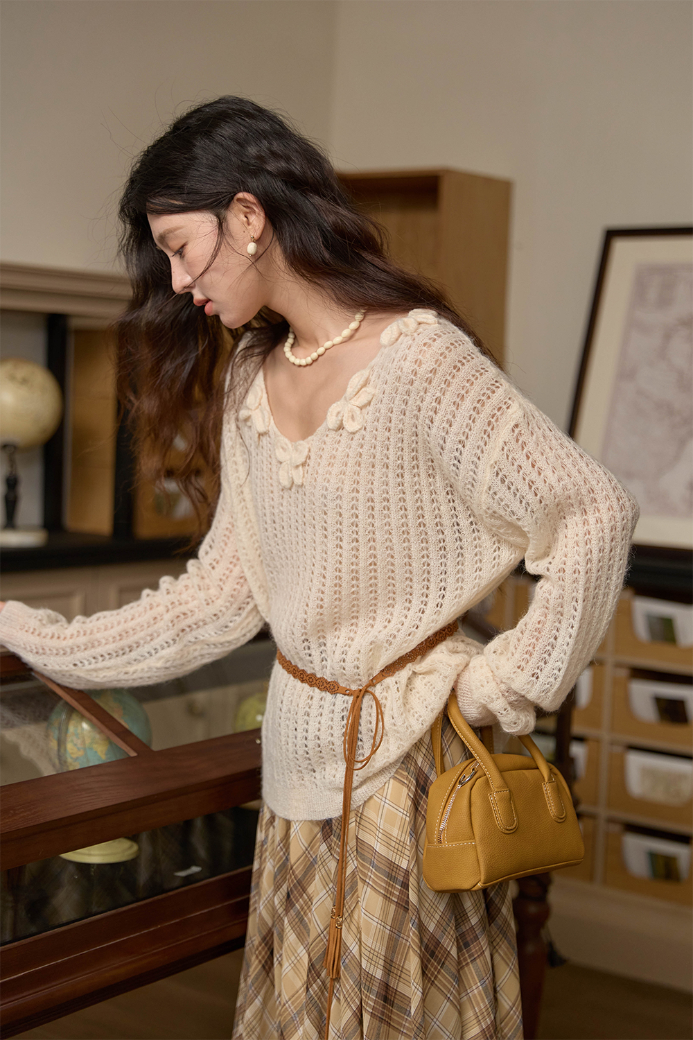 女性のためのニットシャツ