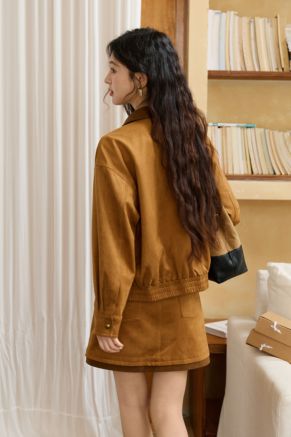 ชุดเซ็ทเสื้อโค้ตและกระโปรง