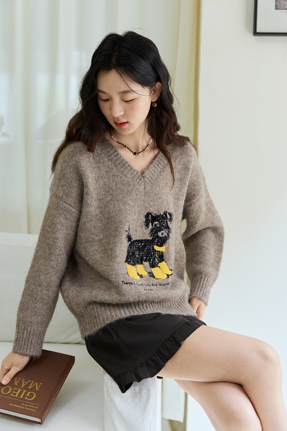 女性のためのニットシャツ